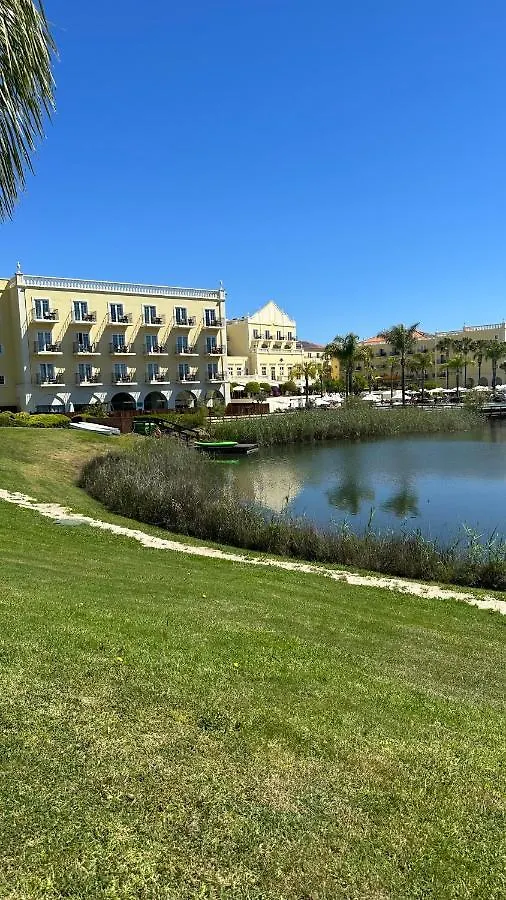 Vilamoura Marina Lake 0*,